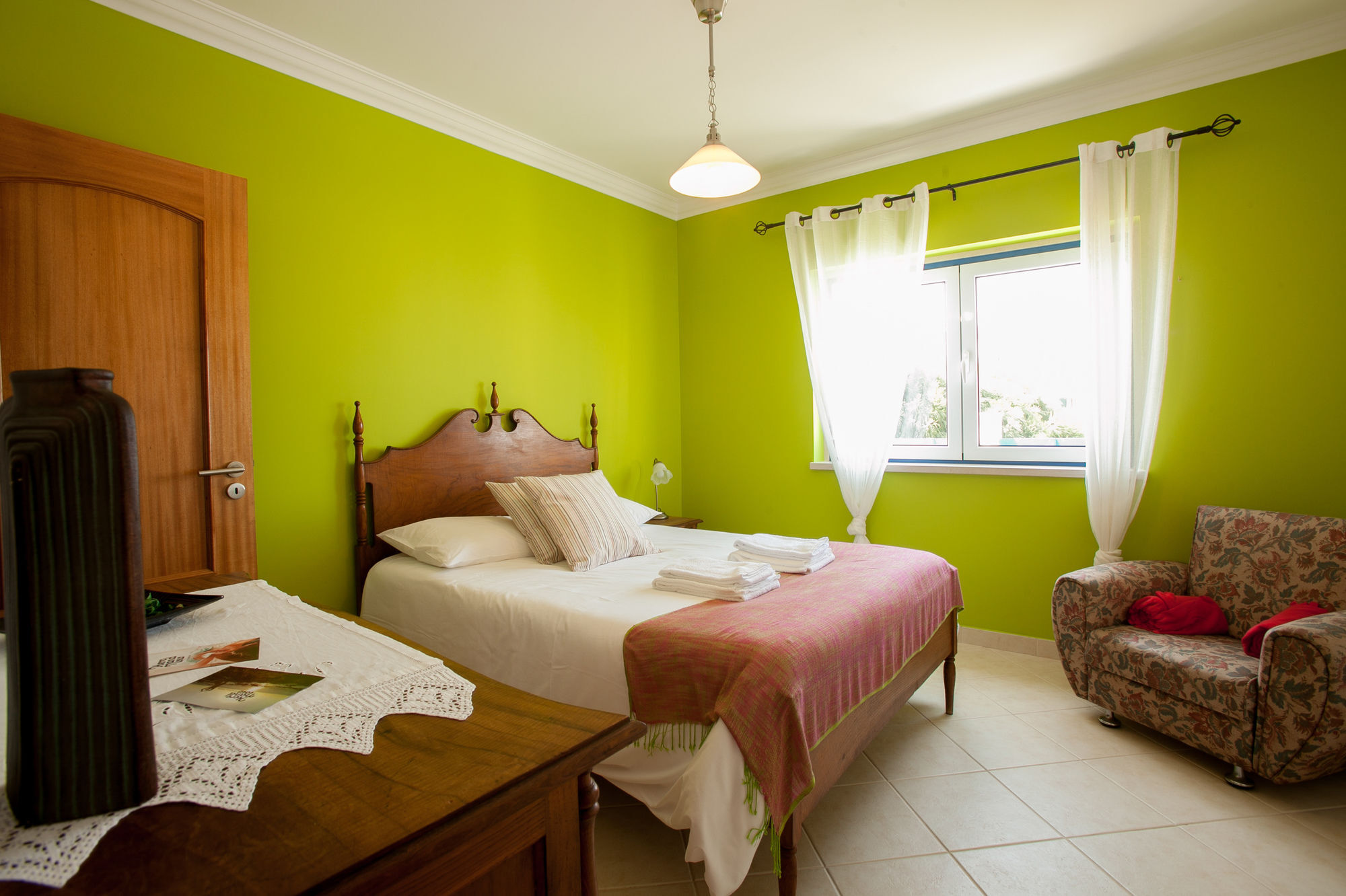 Ericeira Chill Hill Hostel & Private Rooms - Sea Food Экстерьер фото